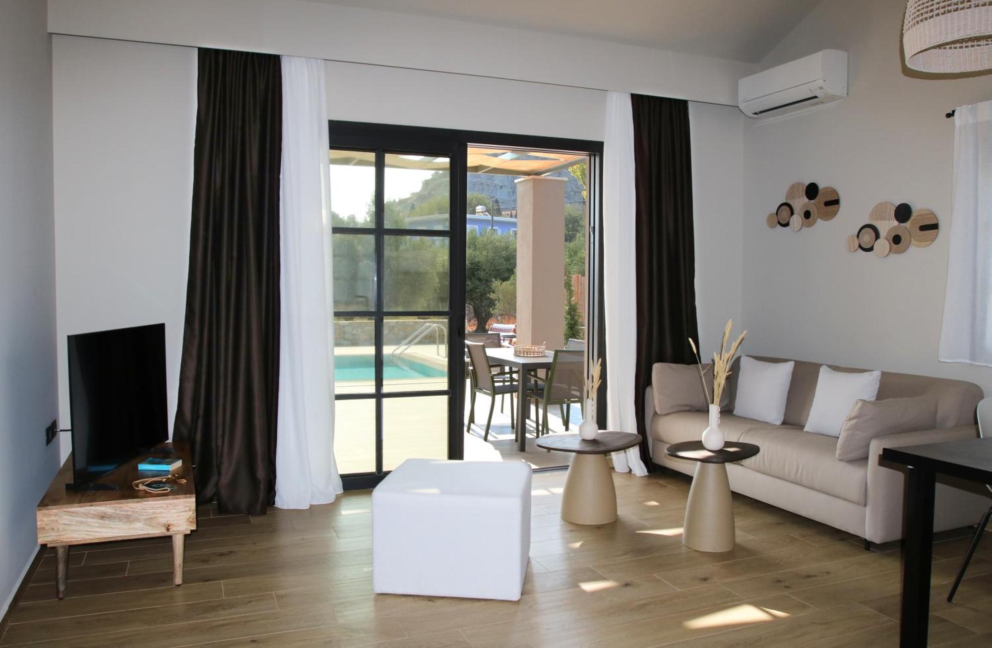Villa Liotopos